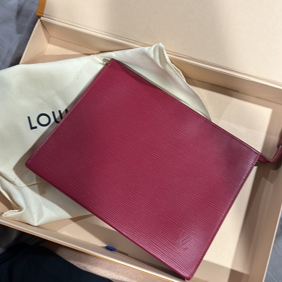 Louis Vuitton Toiletry Pouch Fuchsia - Picture 5 of 8